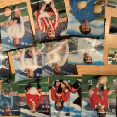 The Sun 3D Football Cards: 45 from the set of 50 which includes George Best and Bobby Charlton. (45)