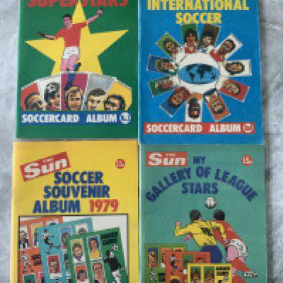 The Sun Soccercards Complete Loose Set + All 4 Albums: All 1000 cards in excellent condition plus the 4 matching empty albums.
