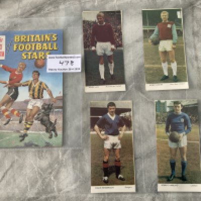 1963 Ace Album Of Britains Football Cards: Complete set of 12 and empty album in excellent condition.