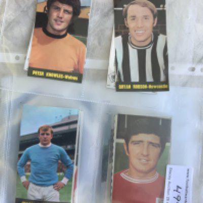Super Strikers 1960s Football Card Set: Full set of cut outs from magazine Football Supporter. Complete set of 60.