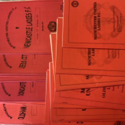 Manchester United 1990s Ladies Football Programmes: From 95/96 to 99/00 home programmes in excellent condition. 11 different programmes and a few duplicates from the earlier years. Excellent. (15)
