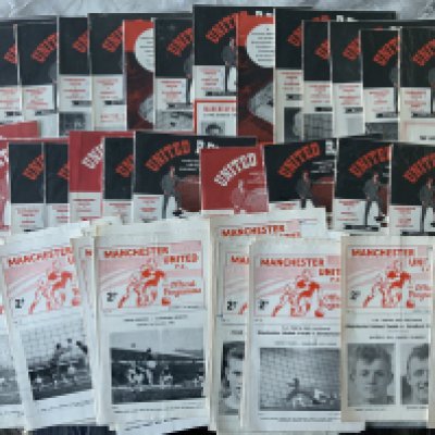 62/63 Manchester United Home Football Programmes: 21 reserve single sheets, 3 Youth cup, 1 x Lancs Cup plus 26 first team matches from the FA Cup winning season. Overall fair/good with some having tokens removed and scores to cover. (51)