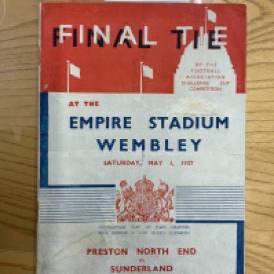 1937 FA Cup Final Football Programme: Sunderland v Preston in excellent condition with no team changes. Had a professional repair mainly to spine with no parts replaced.