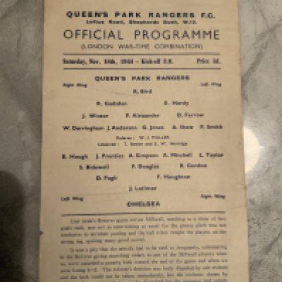 44/45 QPR v Chelsea Reserves Football Programme: London War Time Combination single sheet dated 18 11 1944 in good condition with no team changes. Crease.