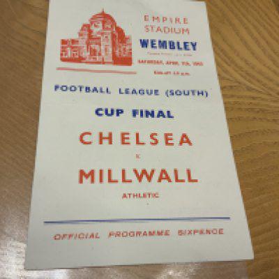 1945 Chelsea v Millwall Cup Final Football Programme: Excellent condition South Final played at Wembley with no writing. Slightest fold.
