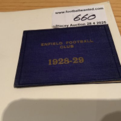 Enfield Football Club 1928/29 Members Pass: Small hardback booklet has fixture list inside and doubles up as members entry pass.
