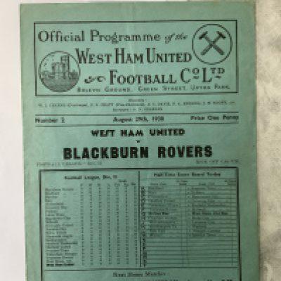 38/39 West Ham v Blackburn Rovers Football Programme: Division Two match in very good condition with no team changes.