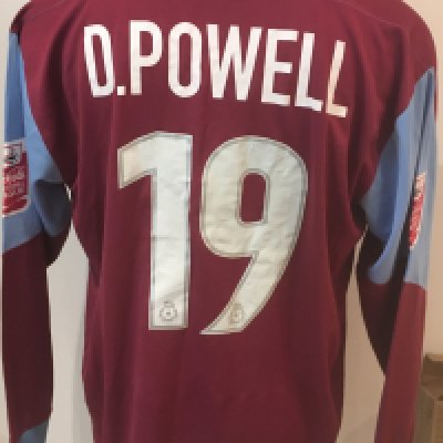 2004 - 2005 West Ham Match Issued Signed Football Shirt: Long sleeve home shirt with Coca Cola Football League badging to both sleeves. Number 19 D Powell to rear. Signed by 16 of his team mates from the season they got promoted.