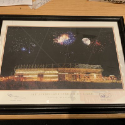 Sunderland Stadium Of Light Signed Football Photo: 18 x 13 inch picture of the new stadium at night lit up. Ltd edition signed by the manager and the chairman. COA letter from the club. Instructions to sell.