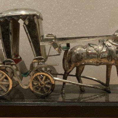 Manchester United 1993 Engraved Horse + Carriage: Produced by Malta Supporters Club and engraved 3 July 1993. Spot welds to carriage axels have failed but could be repaired. Awarded to a Manchester United player.