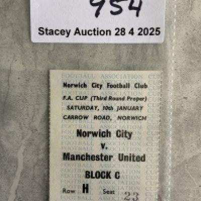 58/59 Norwich City v Manchester United FA Cup Football Ticket: Played on 10 1 1959 and in excellent condition.