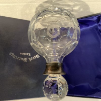 Pat Crerand Manchester United Football Decanter: Presented to Crerand who was guest of honour at a charity dinner at Old Trafford on 6 10 2005. Engraved with the above information from the Association Of Former Manchester United Players. Excellent condition in original box standing 9 inches high.