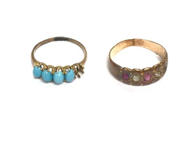 Two 9ct gold rings. 4.77g