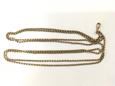 A 9ct gold muff chain, approx 30g.