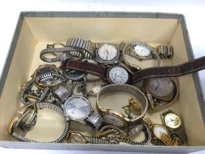 A collection of dress watches.