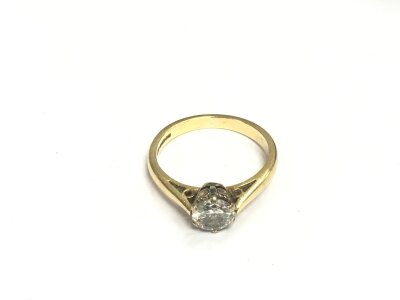 An 18ct gold solitaire diamond ring, approx 3g and approx size J-K.