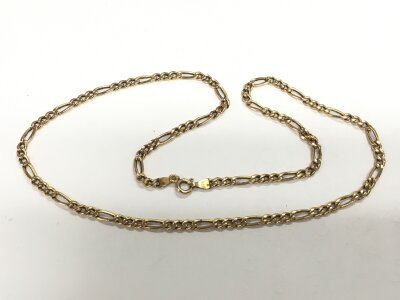 A 9ct gold necklace