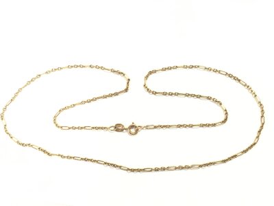 A 9ct gold necklace