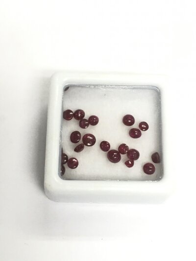 A parcel of loose cabochon rubies, approx 3.35ct.