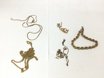 A collection of 9ct gold chains some damaged. Total weight 12.16g