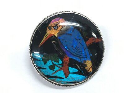 A large silver butterfly wing brooch depicting a kingfisher, approx width 5.5cm.