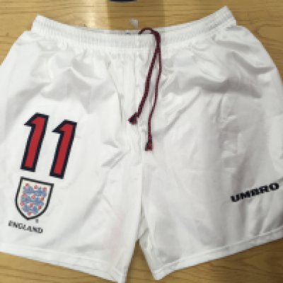 England 1998 World Cup Match Issued Football Shorts: Tournament away kit Umbro shorts issued to Steve McManaman. White number 11 with 3 Lions and England underneath. Excellent size 38 XL.