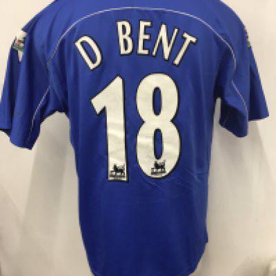 Ipswich 2001 - 2002 Match Worn Football Shirt: Home short sleeve shirt with Premier League badging to arms. D Bent number 18 to rear.