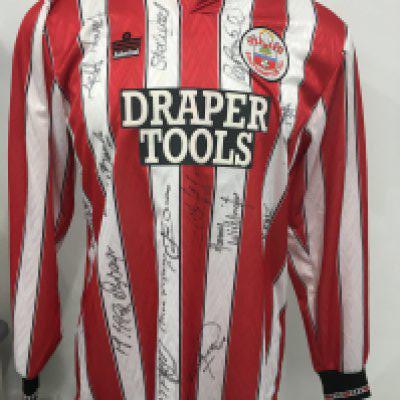 Southampton 1991 - 1992 Match Worn Football Shirt: Long sleeve red and white striped Admiral shirt with Draper Tools sponsorship. Football League badging to sleeves and number 13 to rear. Signed to front by 15 players.