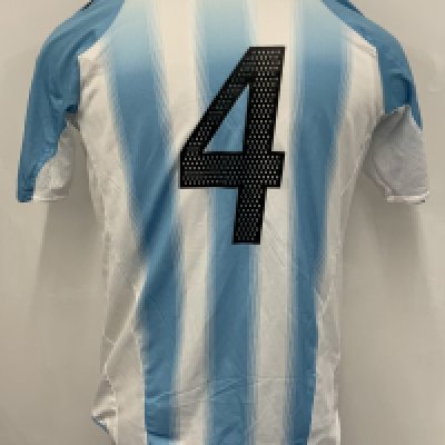 Coloccini Argentina 2004 - 2006 Match Worn/Issued Football Shirt: Short sleeve with number 4 to rear. No badging to sleeves or name to rear. Part of the Bobby Zamora collection with no details of how the shirt was obtained.
