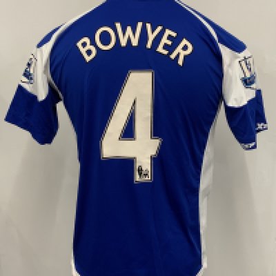 Bowyer Birmingham City 2010 - 2011 Match Worn Football Shirt: Blue short sleeve with Bowyer number 4 to rear. Premier League badging to sleeves. Swapped with Bobby Zamora. Unwashed.