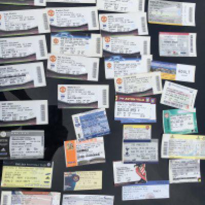2007/2008 Manchester United Football Tickets: 16 home tickets and 20 away tickets in good condition with duplication. (36)