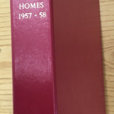 Manchester United 57/58 Complete Home Football Programmes: Housed in red hand made binder with details to spine in gold. 29 programmes from the tragic Munich Disaster season. Includes unwritten blank team page for Sheffield Wednesday match Charity Shield and FA X1 match which has score to cover. Some tokens missing but overall fair/good. (29)