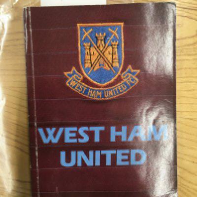 West Ham Signed Football Book: West Ham United soft cover book by Charles Korr. Signed on two pages inside by 22 former players including Bovington Dicks Burkett Best and Roger Cross. Obtained by West Ham book writer whilst interviewing players.