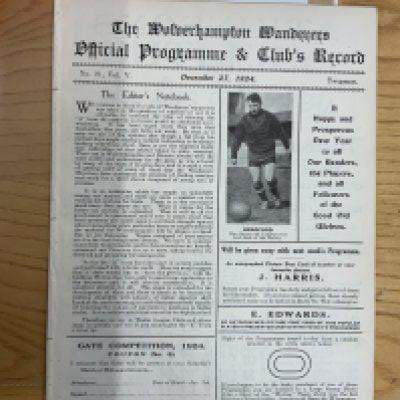 1924 - 1925 Wolves v Port Vale Football Programme: Ex bound 100 years old excellent condition first team division 2 match with no writing. Now an 8 pager due to covers being removed.
