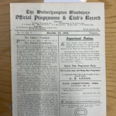 1924 - 1925 Wolves Reserves v Manchester City Central League Football Programme: Ex bound 100 years old excellent condition programme with no writing. Now an 8 pager due to covers being removed.