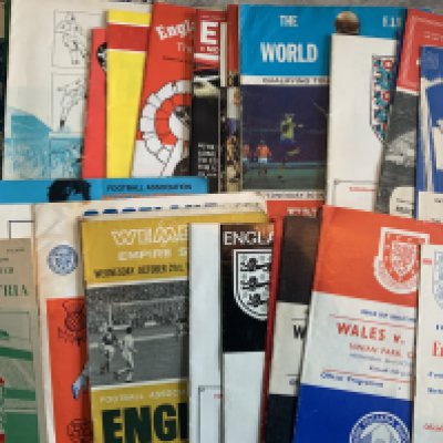 International Football Programmes: Not just full international programmes. There are Inter Leagues, Youth Internationals, Schools, Under 23 + 21 etc. Good condition. (50)