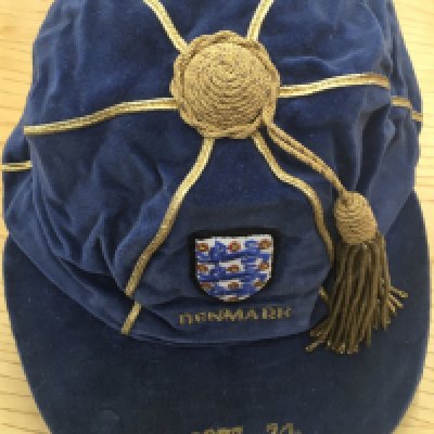 John McDowell England Under 23 Football Cap: Awarded to the West Ham player for playing v Denmark at Portsmouth on 13 11 1973. C/W letter from the FA informing John of his selection for the match.