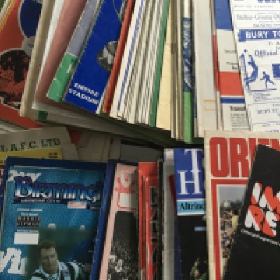 Non League v League Clubs Football Programmes: Includes ex league, 1st and last season etc. Amateur Cup finals, trophy, vase etc. (150)