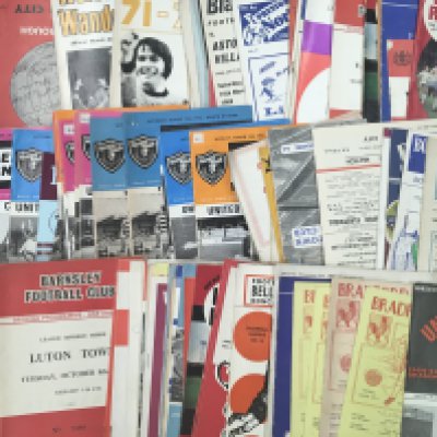 1960s Football Programmes: Wide range of clubs in mainly good condition. Consists of 130 from the 60s and a further 23 from the 60s. (153)