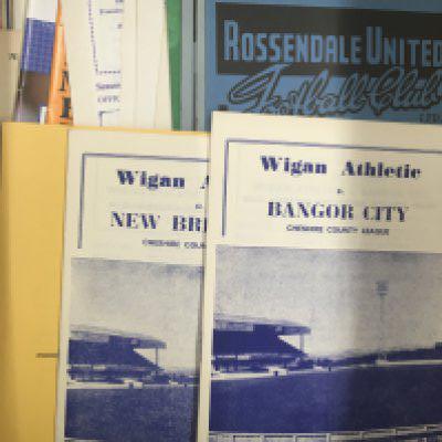 Non League Football Programmes: Wide range of clubs from the 60s onwards covering the whole country. Slight duplication. (393)