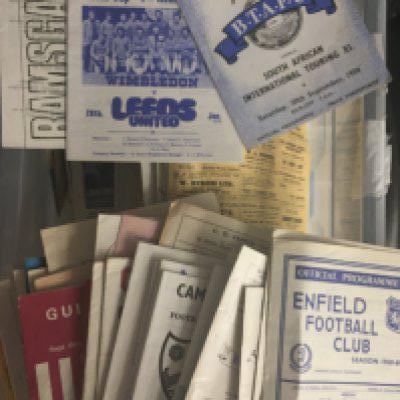 Non League Football Programme Box: Quantity of mainly 1970s Non League teams with some earlier. Wide variety in excellent condition.