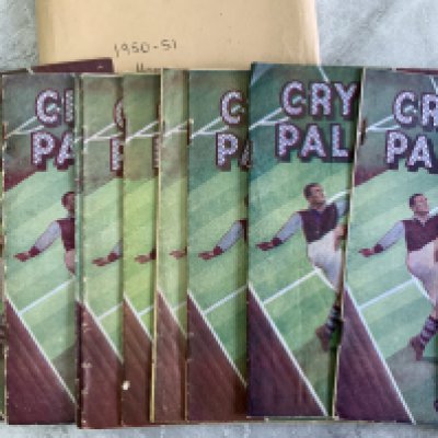 Crystal Palace 1950s Home Football Programmes: From 50/51 to 56/57 to include 50/51 x 11, 51/52 x 12, 52/53 x 10, 53/54 x 16, 54/55 x 24, 55/56 x 32, 56/57 x 28. Mainly good with many friendlies. (133)