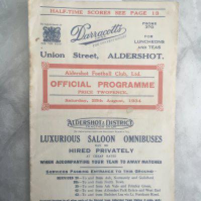 34/35 Aldershot v Crystal Palace Football Programme: Good condition division 3 south match with no team changes.