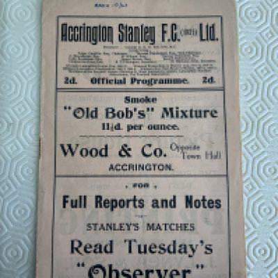 1922 - 1923 Accrington Stanley v Hartlepool Football Programme: Good condition 8 pager with staple removed and date written to cover. No team changes.