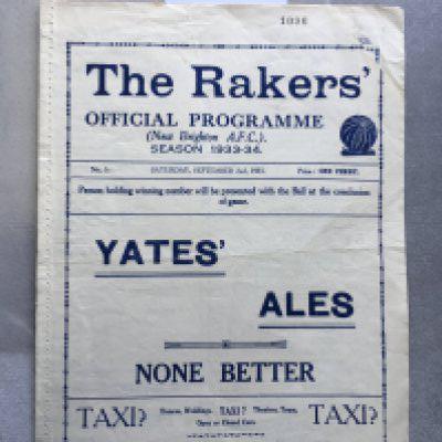 33/34 New Brighton v Barrow Football Programme: Good condition ex bound 4 pager with no team changes. Corner removed.