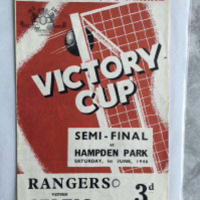 1946 Scottish Victory Cup Semi Final Rangers v Celtic Football Programme: Incredibly rare dated 1 6 1946. 4 pager is very good with score to cover and team changes.