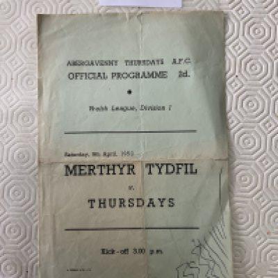 51/52 Abergavenny Thursdays v Merthyr Tydfil Football Programme: Scribbles to cover and tiny tear on folds. No team changes.