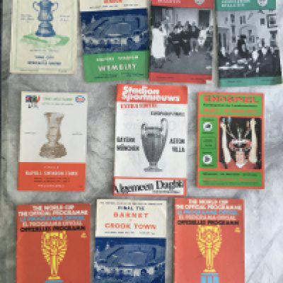 Big Match Football Programmes: 1955 FA Cup semi final York v Newcastle, Amateur Cup Final, 2 FA Bulletins, 1970 Anglo Italian Final, 1979 + 1989 European Cup Finals, 2 x 1970 World Cup and a 1959 Anateur Cup Final. Fair/good. (10)
