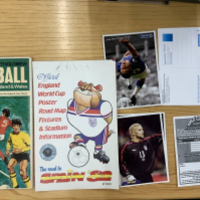 Football Card Collection: Twelve Typhoo cards, ZPL World Cup 2002 postcard size cards, Barclays postcards, Bathlolomew early 70s football pull out map and a 1982 World Cup England pull out poster. Instructions to sell.