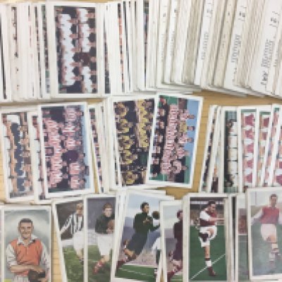 Soccer Bubble Gum + Chix Football Cards: Mixed condition loose cards from the great 1950s cards. (156)